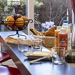 Maison Lavaud 4* Paris
