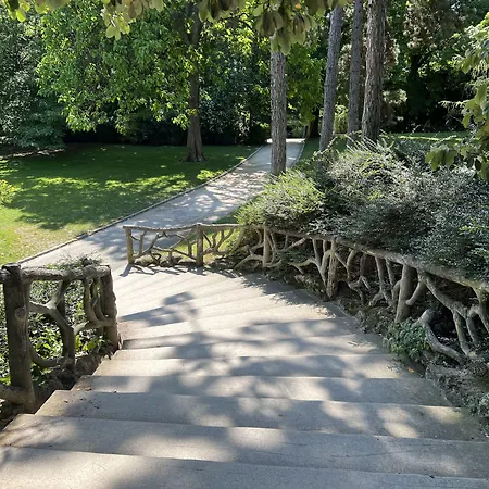 Affittacamere Maison Lavaud Parigi